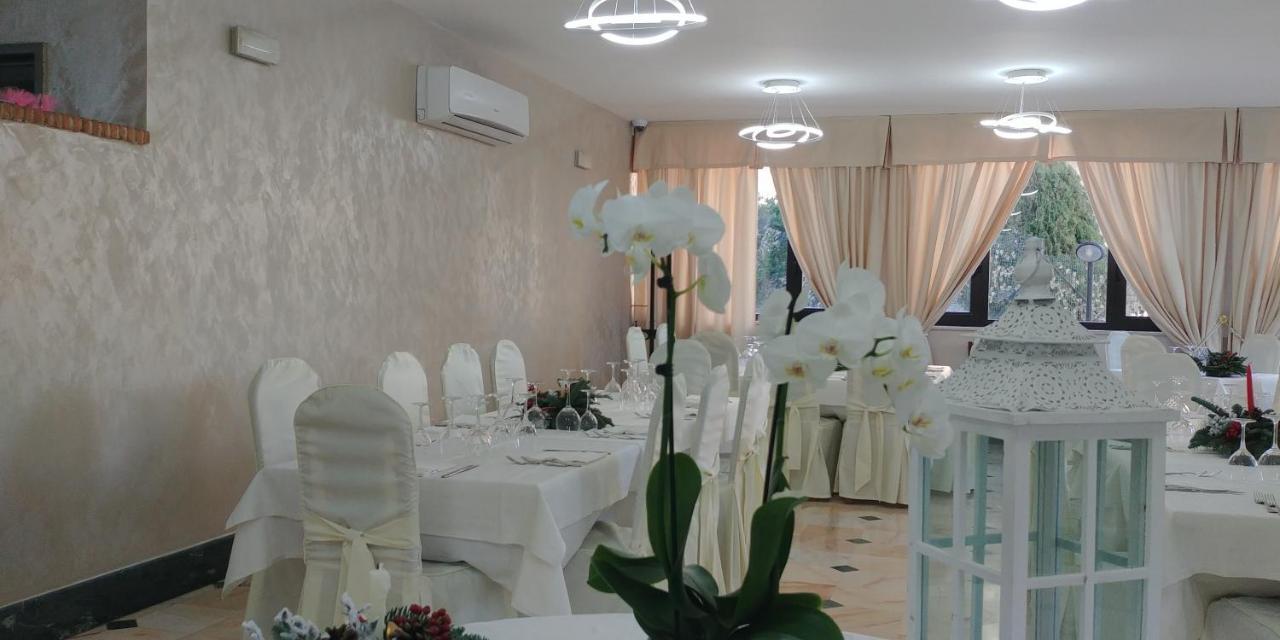 Hotel Caserta Antica מראה חיצוני תמונה